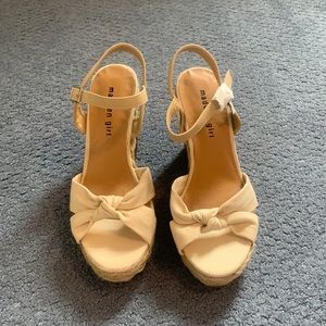 BRAND NEW NEVER WORN WEDGES